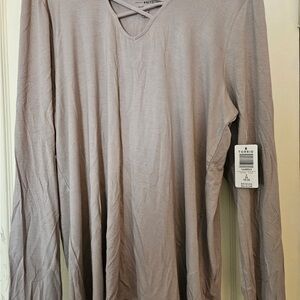 Torrid Gray Long Sleeve Strappy V-Neck long sleeve T - NWT